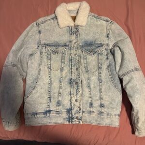 American Eagle Outfitters Denim w/ White Faux Fur Lined Jacket